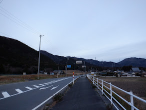 周囲に雪の形跡なし