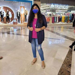 Nitika Bansal at Anita Dongre, Ambience Mall,  photos