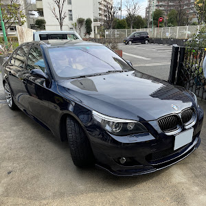 5シリーズ セダン 525i