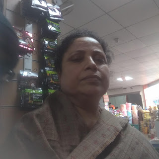 Anita Dhawan at Ravi Departmental Store, Sector 52,  photos