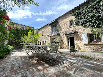 maison à Mouriès (13)