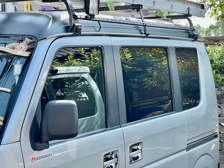 エブリイバンの洗車・ウォッシャー液補充・撥水コーティングに関するカスタム事例の投稿画像3枚目