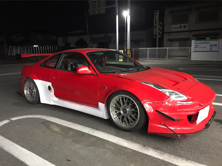 MR2のDIY・iPhone復活・アストロプロダクツ・自作ブリスターフェンダー・MR2に関するカスタム事例の投稿画像1枚目