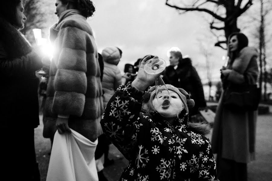 Fotógrafo de bodas Sasha Titov (sashatit0v). Foto del 13 de enero 2020