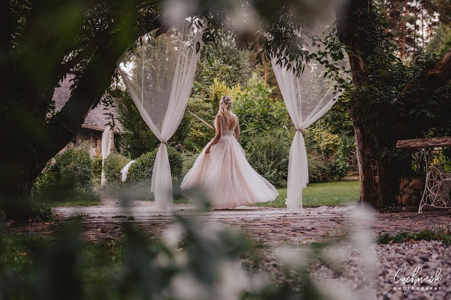 Fotógrafo de casamento Marcin Ciuchniecki (ciuchnieckiphoto). Foto de 6 de abril 2022