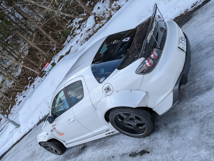 RX-8の暑い日に冬の画像を貼れに関するカスタム事例の投稿画像1枚目