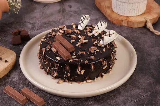 Choco Kitkat Cake