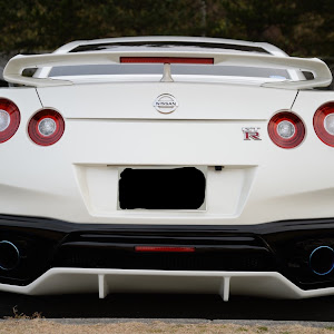 NISSAN GT-R R35