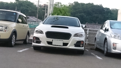 レヴォーグのレヴォーグ・引っ越し・駐車場・夕方に関するカスタム事例の投稿画像1枚目