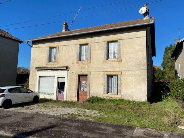 Vente maison 8 pièces 240 m² à Port-sur-Saône (70170), 61 000 €