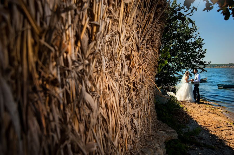 Fotógrafo de casamento Sergey Kasatkin (kasatkin). Foto de 15 de fevereiro 2017