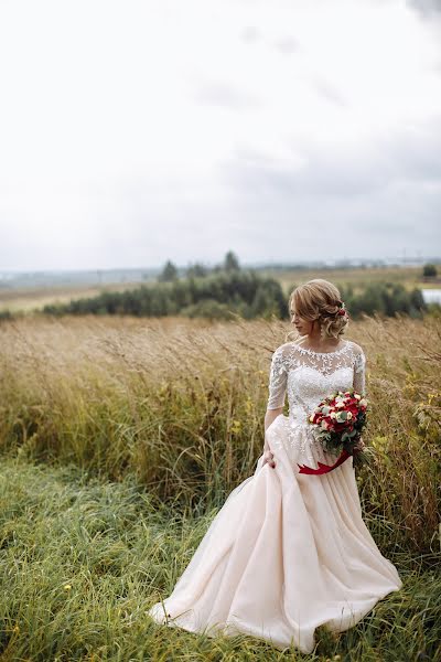 婚禮攝影師Serezha Gribanov（sergeygribanov）。2017 9月10日的照片