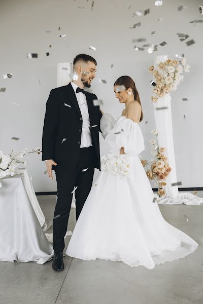 Fotógrafo de bodas Vitalik Nosenko (vitalroach). Foto del 15 de abril 2023