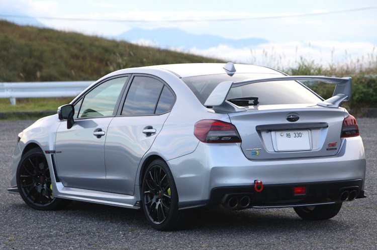 WRX STIのビーナスラインに関するカスタム事例の投稿画像4枚目
