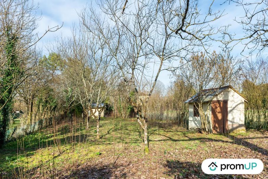 Vente terrain  2473 m² à Montrem (24110), 59 000 €