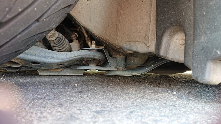 アルファードの全下げでも高い・DIY・4WD・4駆・4WDは言い訳になるはずに関するカスタム事例の投稿画像2枚目