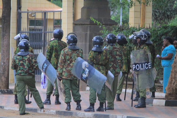 Anti riot police arrive at KICC ahead of Azimio demonstrations on March 20, 2023