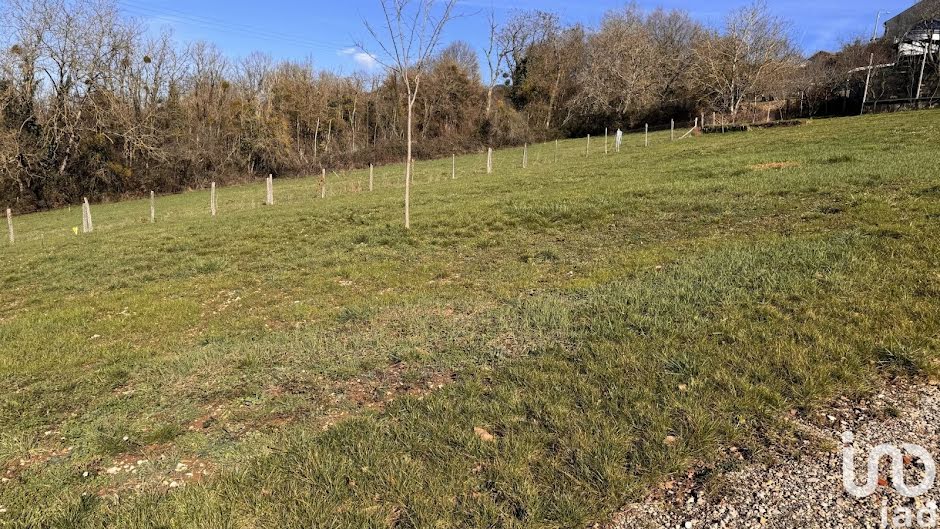 Vente terrain  661 m² à Saint-Martin-du-Mont (01160), 89 000 €