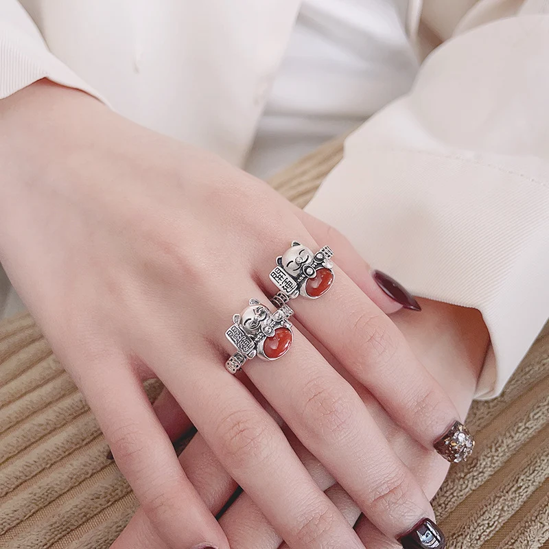 Retro Fashion Lucky Cat Geluksring voor geluk en voorspoed. Draag deze ring en trek positieve energie aan.