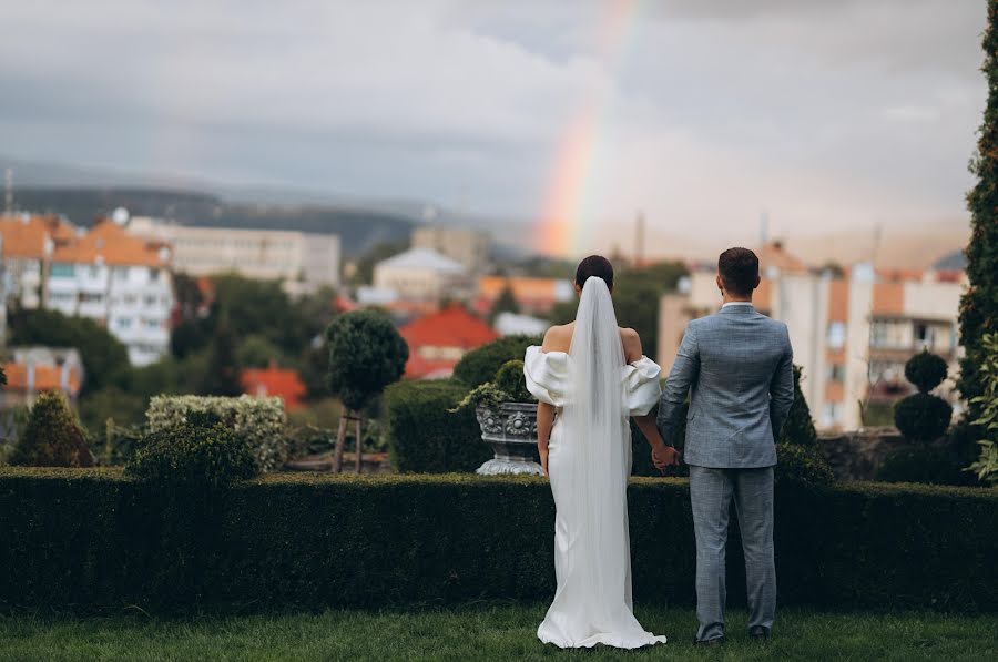 Fotógrafo de casamento Roman Bruso (romchuk). Foto de 6 de outubro 2022