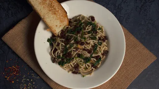 Spaghetti With Sun Dried Tomato And Spinach