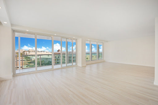 Apartment with pool 4