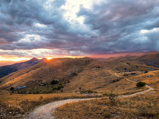 La lunga strada al tramonto di alagnol