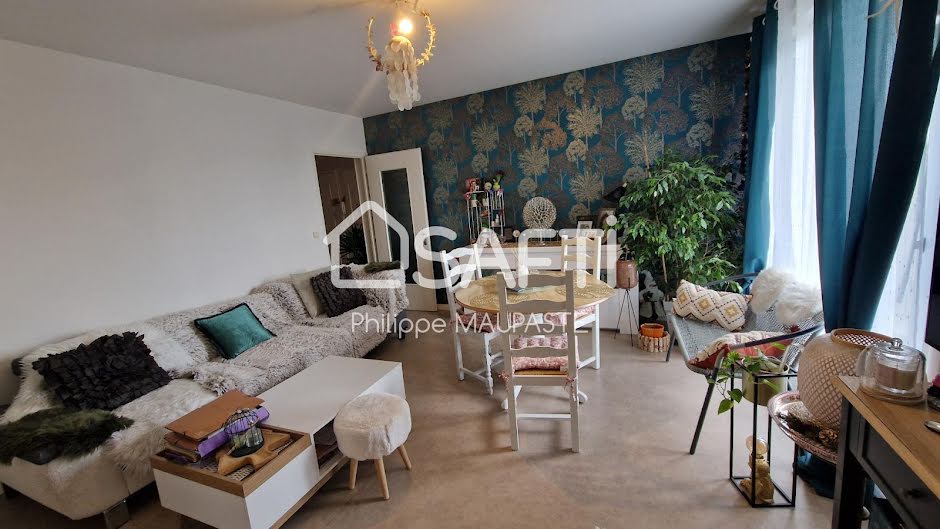 Vente appartement 5 pièces 87 m² à Nevers (58000), 54 000 €