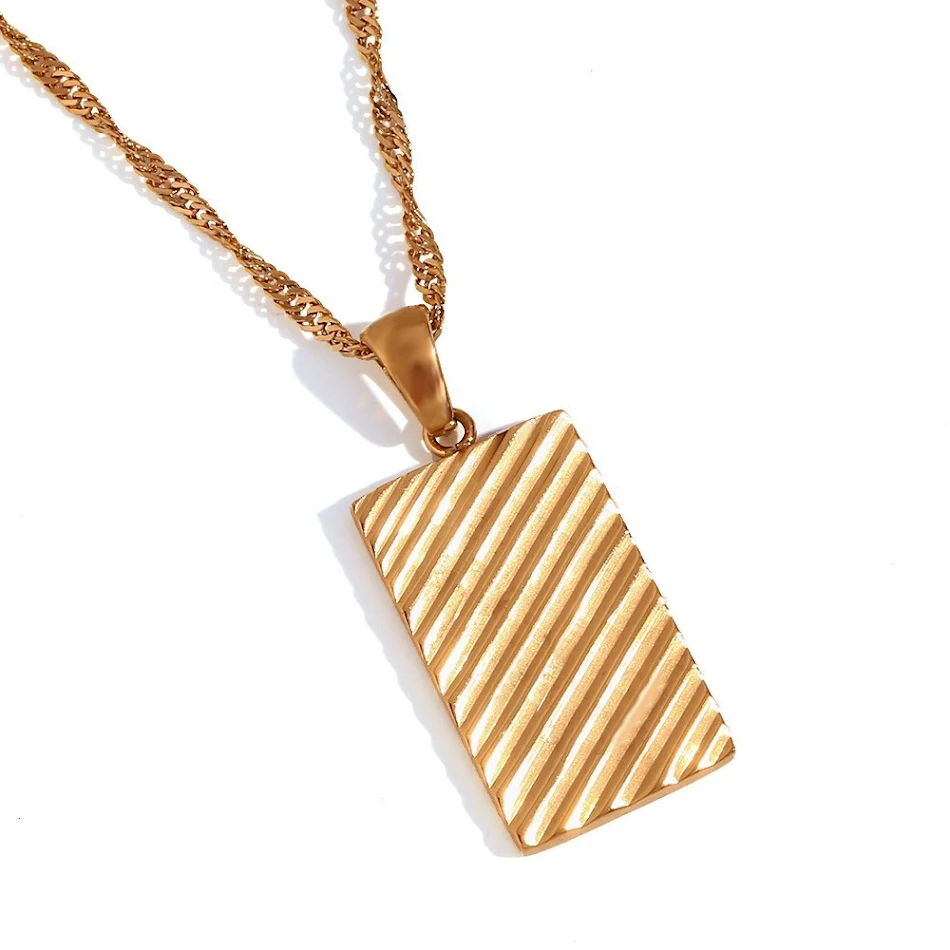 Modieuze en gepersonaliseerde retro titanium roestvrijstalen ketting. Laat je unieke stijl zien met deze stijlvolle en opvallende ketting.