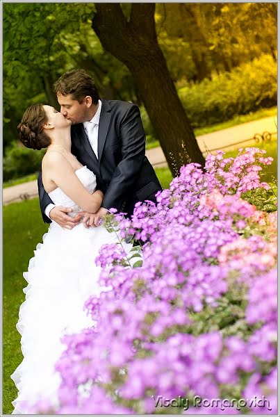 Wedding photographer Vitaliy Romanovich (vitalyromanovich). Photo of 28 February 2013