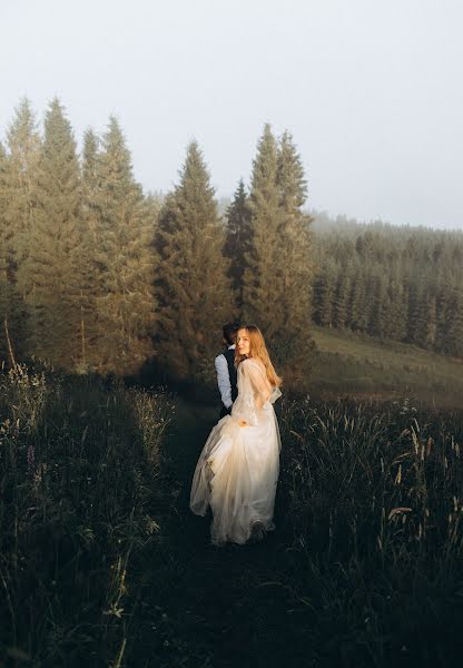 Fotógrafo de bodas Angelina Tarkovskaya (tarkovskaya). Foto del 8 de abril 2021