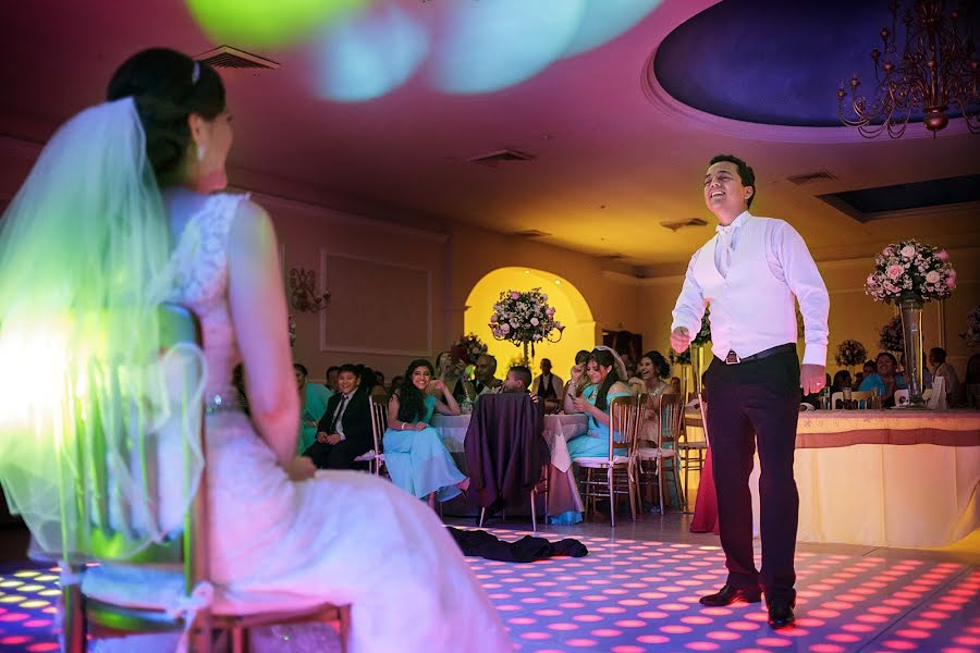 Bröllopsfotograf Alejandro Loeza (alexloeza). Foto av 4 juni 2019