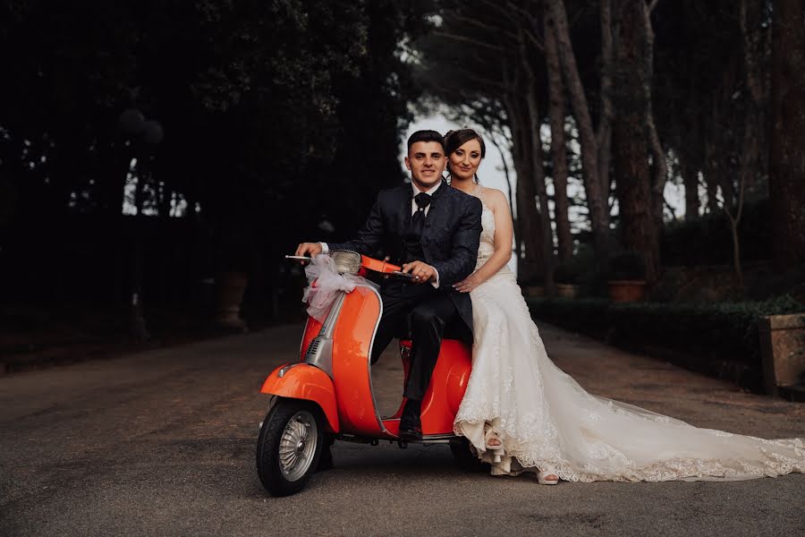 Fotógrafo de casamento Saverio Pavone (saveriopavone). Foto de 18 de outubro 2021