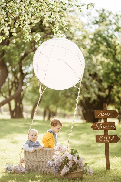 Wedding photographer Olga Stolyarova (olyasto). Photo of 19 July 2016