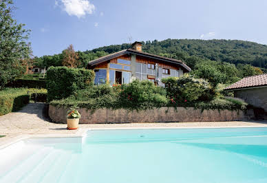 House with pool and terrace 2