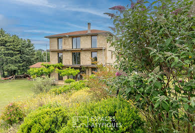 House with terrace 2