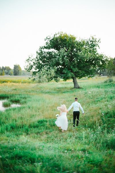 Wedding photographer Marina Kadryakova (marinakadr). Photo of 12 October 2017