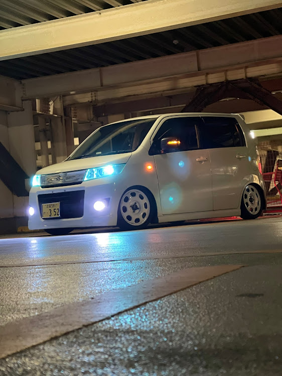 ワゴンRスティングレーの車高調・アクスル・立体駐車場・カメ活に関するカスタム事例の投稿画像1枚目