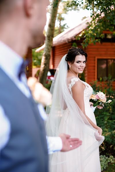 Fotógrafo de casamento Anastasiya Tiodorova (tiodorova). Foto de 10 de janeiro 2019