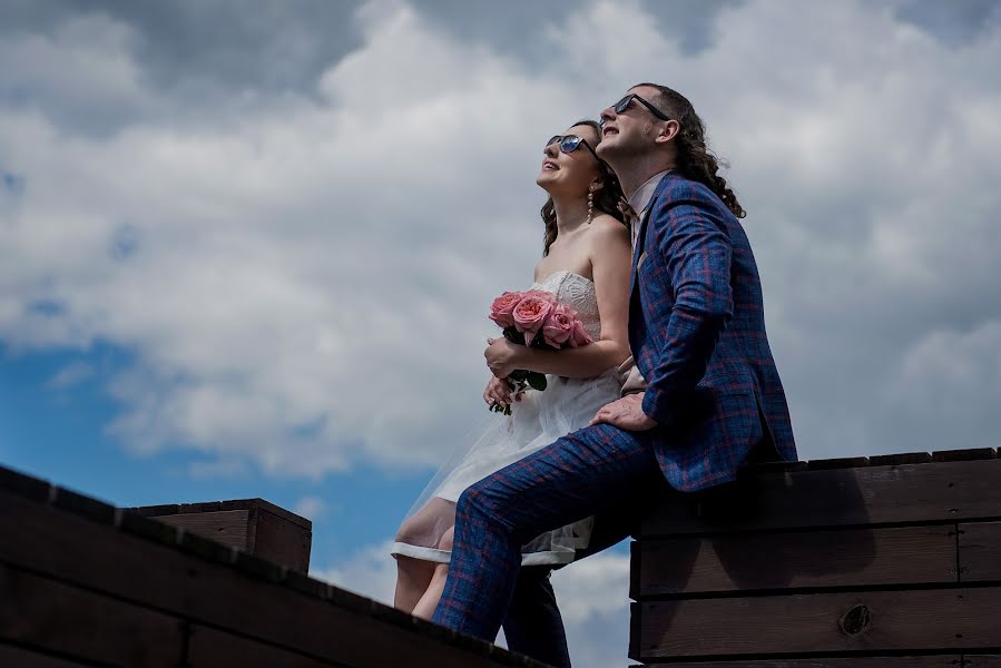 Fotógrafo de casamento Elena Soloveva (solovjowa). Foto de 6 de março 2021