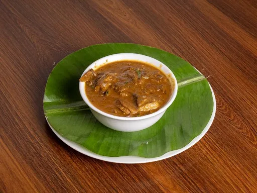 Kerala Chicken Curry (Varutharachathu)