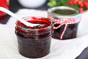 Cranberry Butter {Merry Berry Christmas}