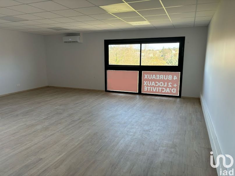 Location  locaux professionnels  49 m² à La Tour-de-Salvagny (69890), 758 €