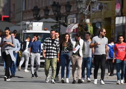 Istraživanje: Većina mladih želi da ode iz Srbije pre 30. godine