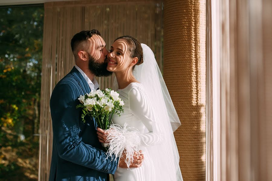 Fotógrafo de casamento Oleg Pukh (olegpuh). Foto de 12 de outubro 2016