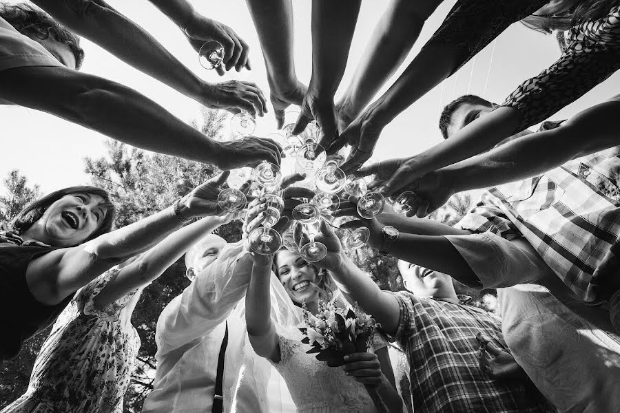 Fotógrafo de casamento Viktoriya Ryndina (ryndinavika). Foto de 4 de setembro 2017