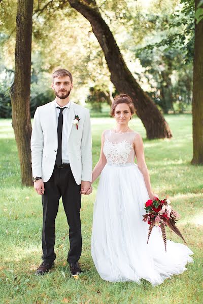 Fotógrafo de bodas Anton Esenin (aesenin). Foto del 22 de septiembre 2016