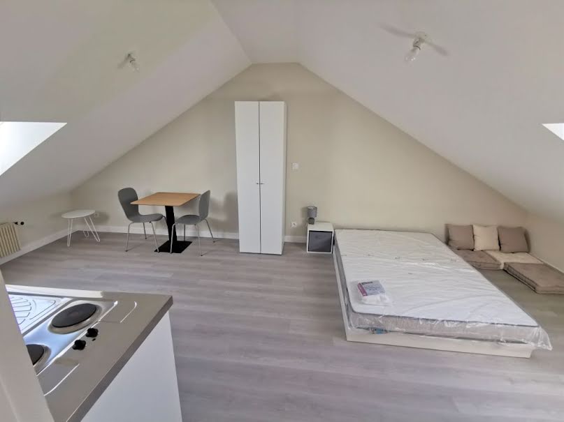 Location meublée appartement 1 pièce 32 m² à Reims (51100), 505 €