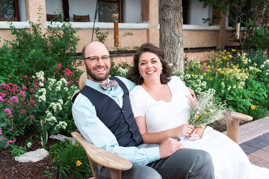 Fotografo di matrimoni Caitlin Jenkins (caitlinephoto). Foto del 8 settembre 2019