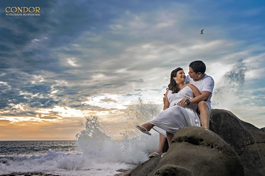 Fotografo di matrimoni Edin Condor (edincondor). Foto del 13 giugno 2019